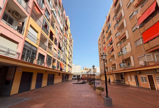 Revente - Appartement - Torrevieja - Habaneras
