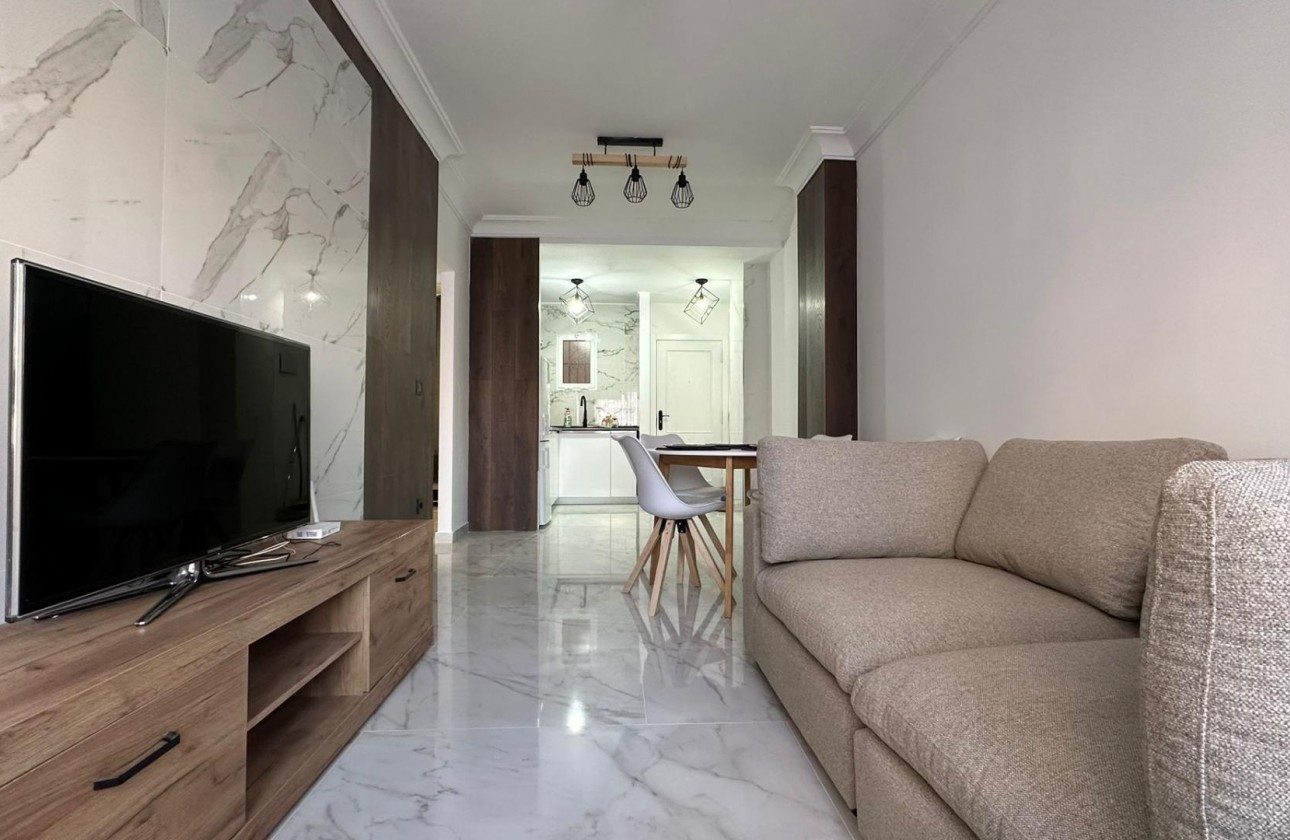 Resale - Apartment / flat - Torrevieja - torrevieja