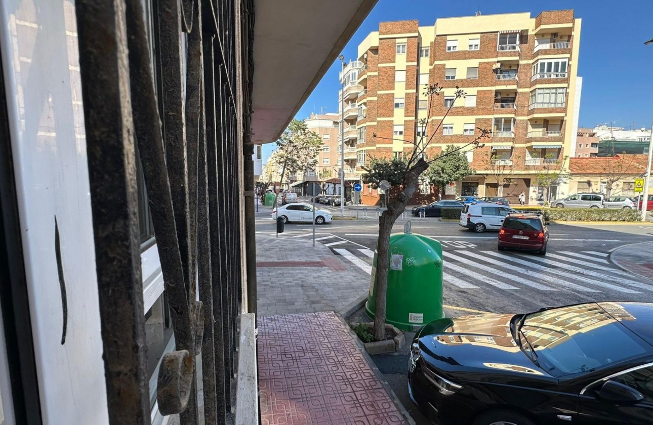 Resale - Apartment / flat - Torrevieja - torrevieja