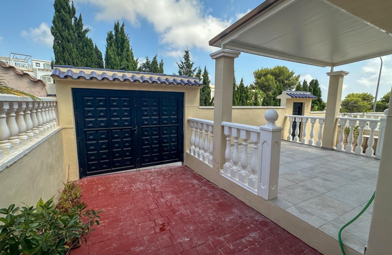 Revente - Villa - San Miguel de Salinas - El galán