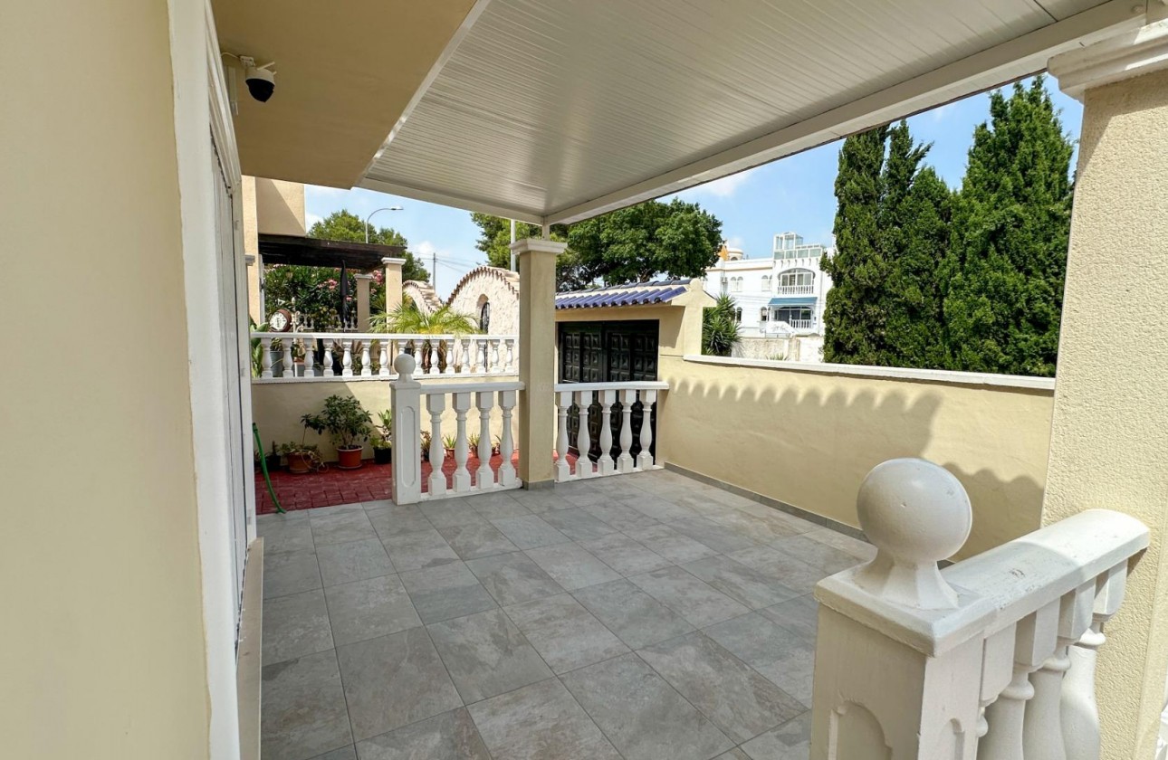 Revente - Villa - San Miguel de Salinas - El galán