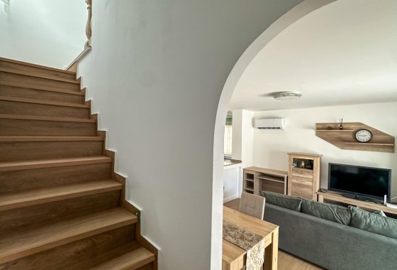 Revente - Villa - San Miguel de Salinas - El galán