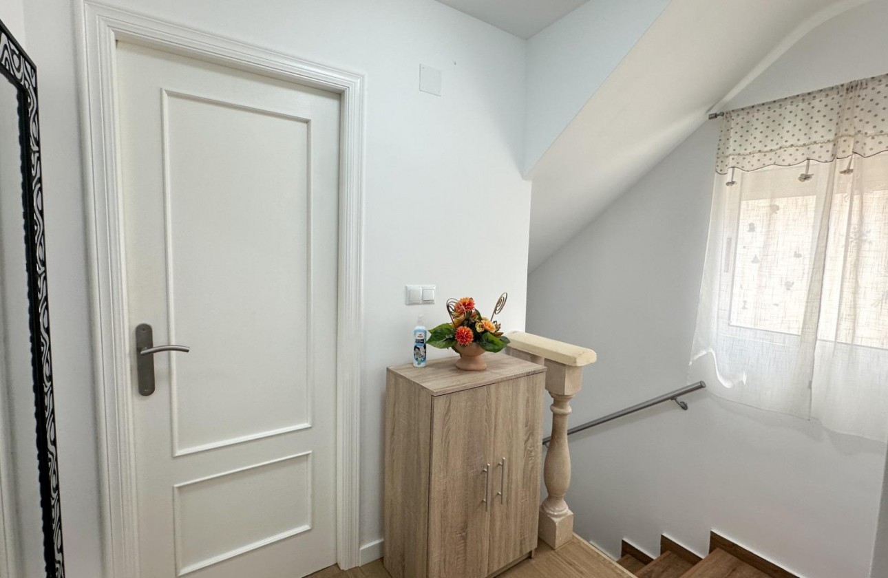 Revente - Villa - San Miguel de Salinas - El galán
