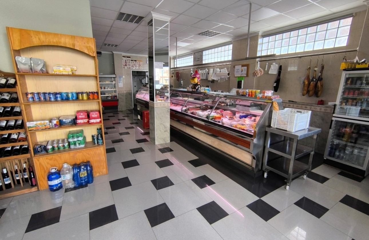 Revente - Commercial - Yecla - Inland
