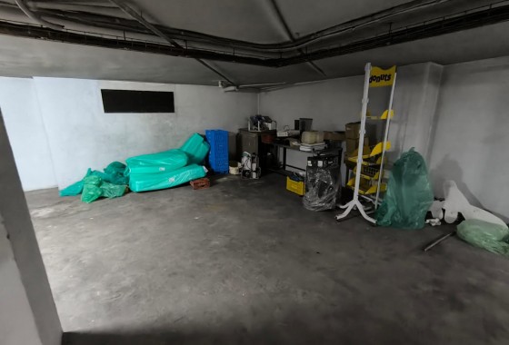 Revente - Commercial - Yecla - Inland