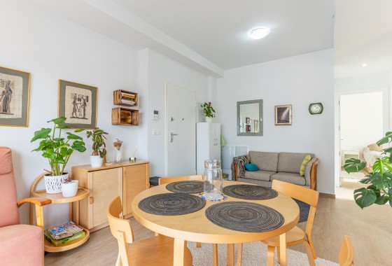 Resale - Apartment / flat - Torrevieja - Costa Blanca