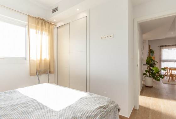 Resale - Apartment / flat - Torrevieja - Costa Blanca