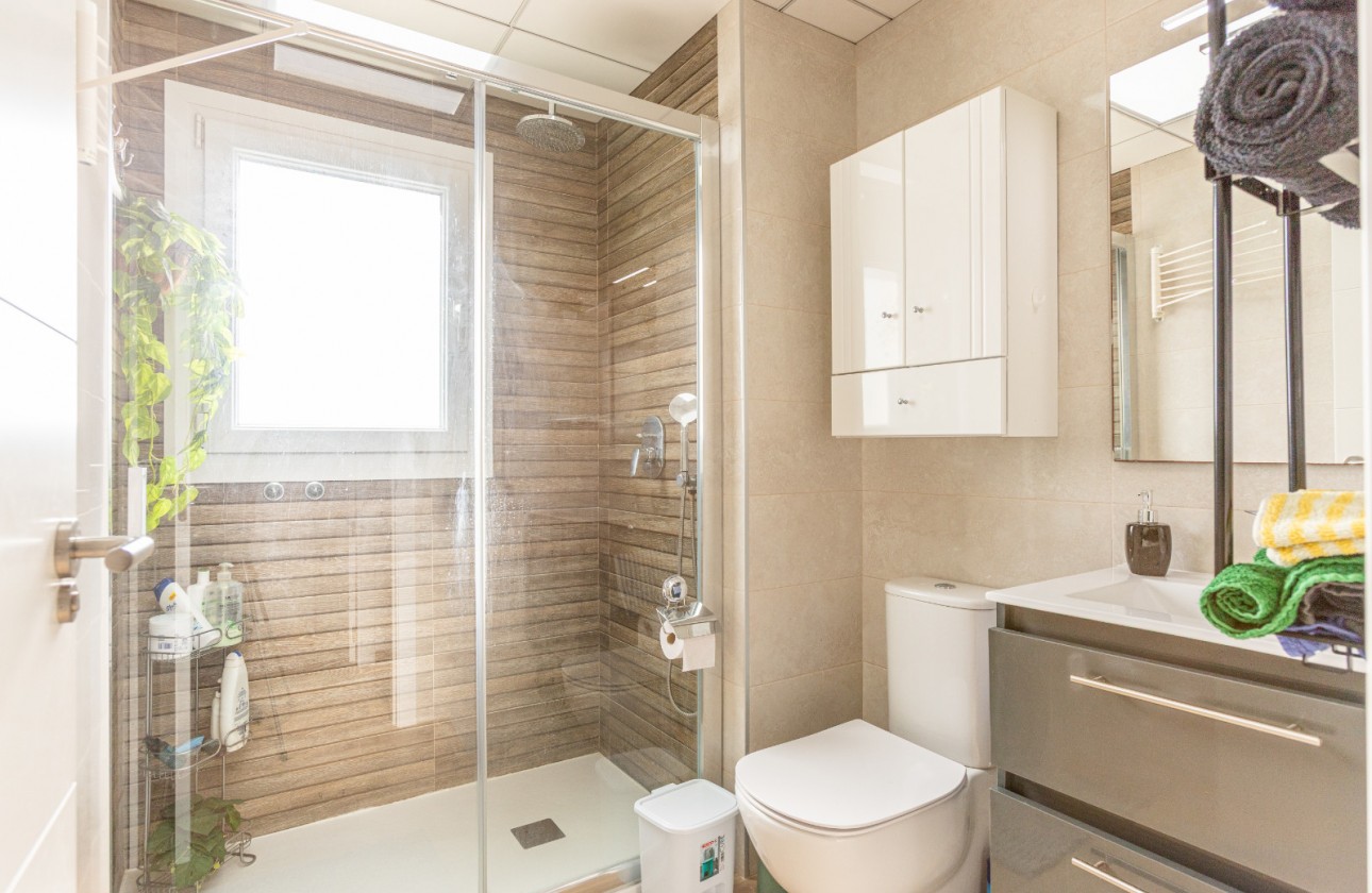 Resale - Apartment / flat - Torrevieja - Costa Blanca
