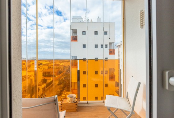 Resale - Apartment / flat - Torrevieja - Costa Blanca