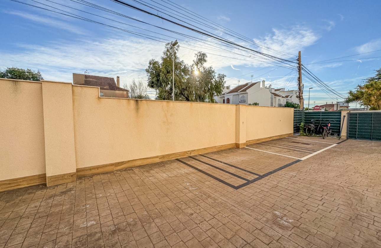 Resale - Apartment / flat - Torrevieja - Costa Blanca