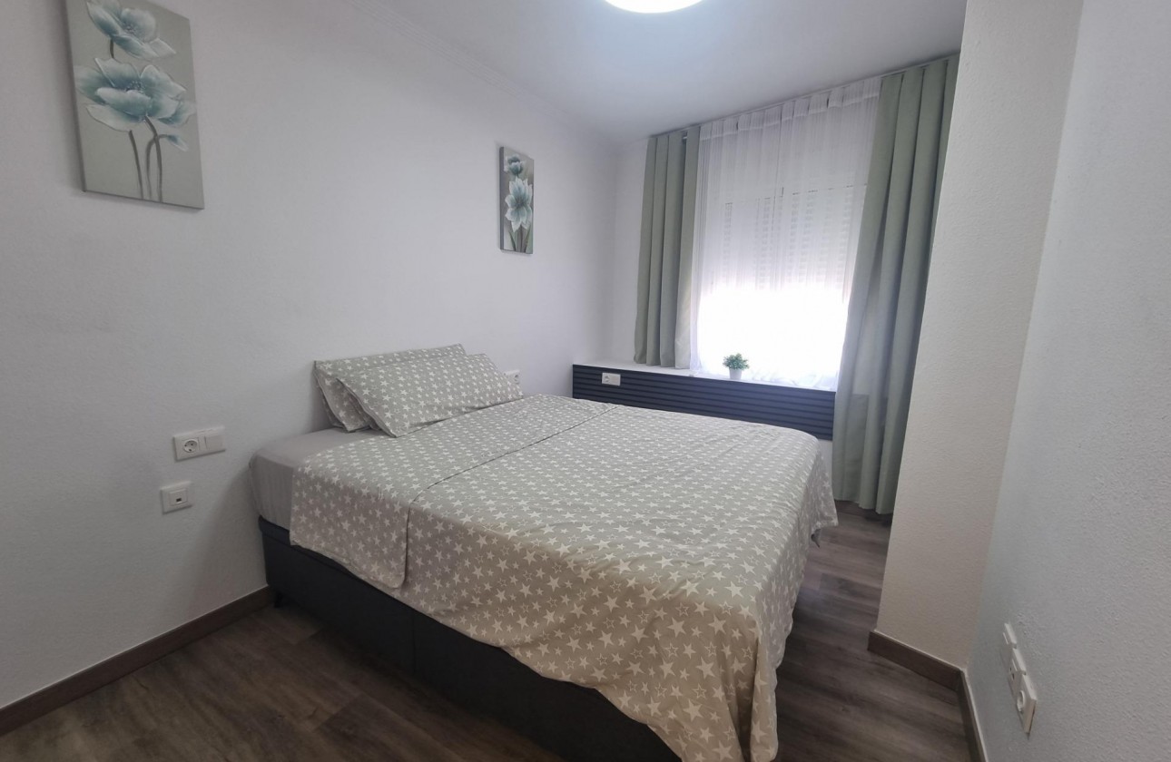 Reventa - Apartamento / piso - Torrevieja - Estacion de autobuses