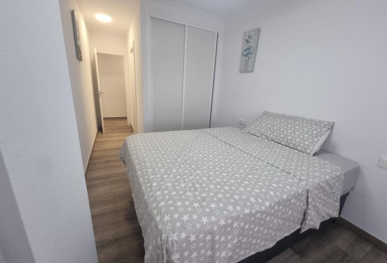 Reventa - Apartamento / piso - Torrevieja - Estacion de autobuses