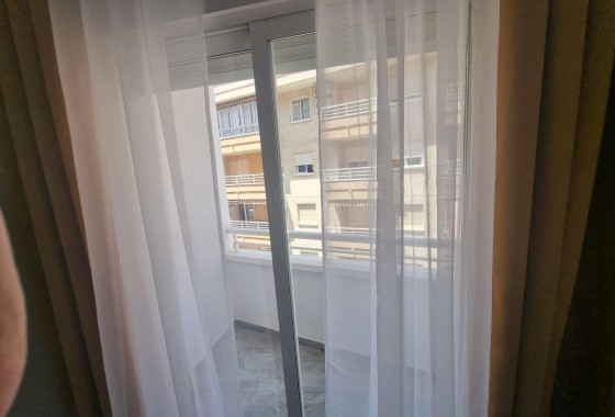 Reventa - Apartamento / piso - Torrevieja - Estacion de autobuses