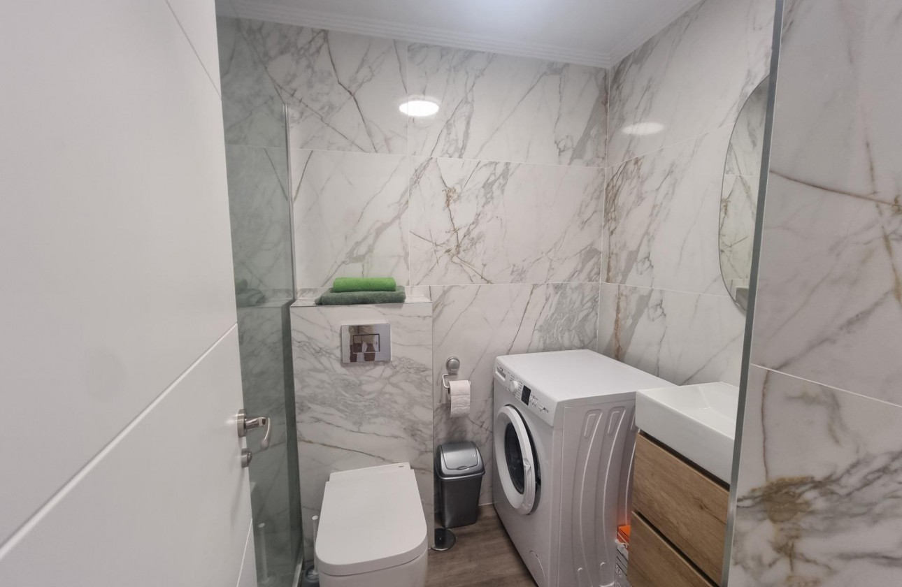 Reventa - Apartamento / piso - Torrevieja - Estacion de autobuses