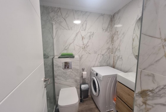 Reventa - Apartamento / piso - Torrevieja - Estacion de autobuses