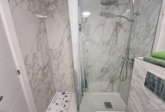 Reventa - Apartamento / piso - Torrevieja - Estacion de autobuses