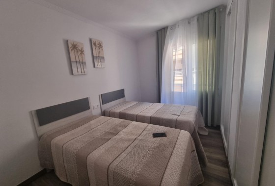 Reventa - Apartamento / piso - Torrevieja - Estacion de autobuses