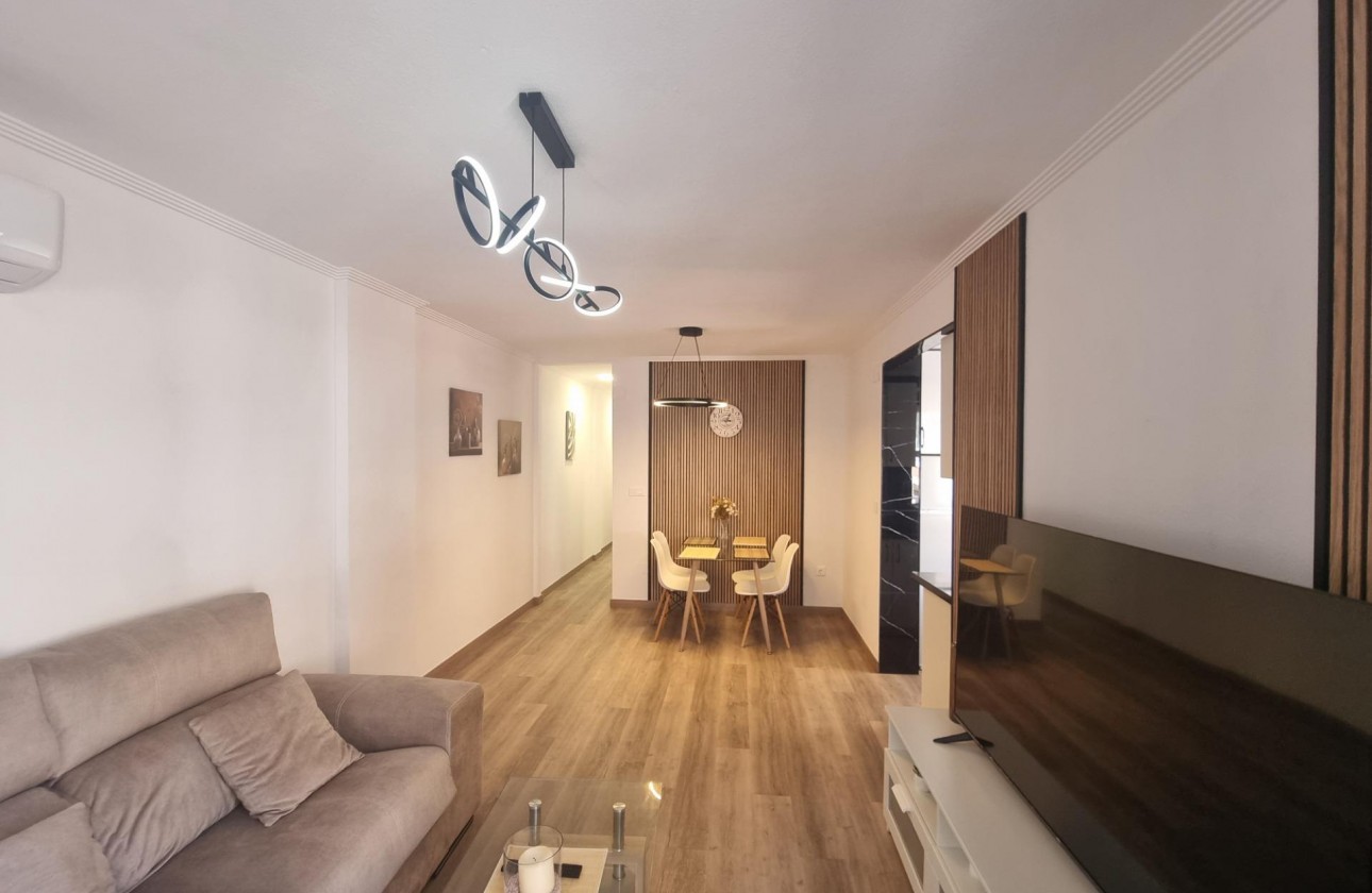 Reventa - Apartamento / piso - Torrevieja - Estacion de autobuses