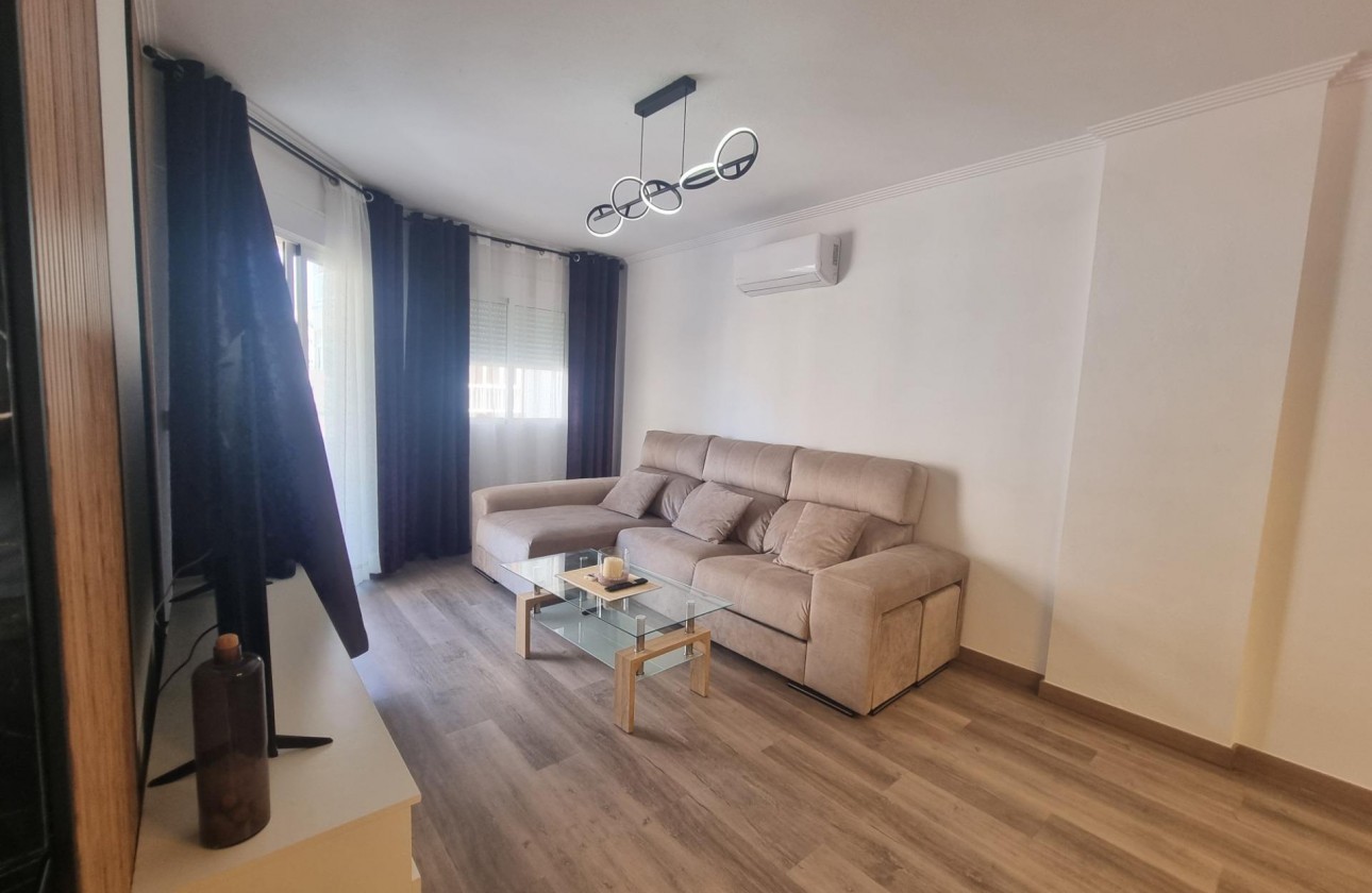 Reventa - Apartamento / piso - Torrevieja - Estacion de autobuses