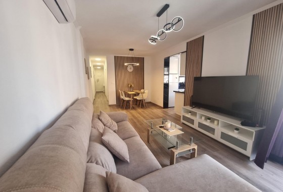 Reventa - Apartamento / piso - Torrevieja - Estacion de autobuses