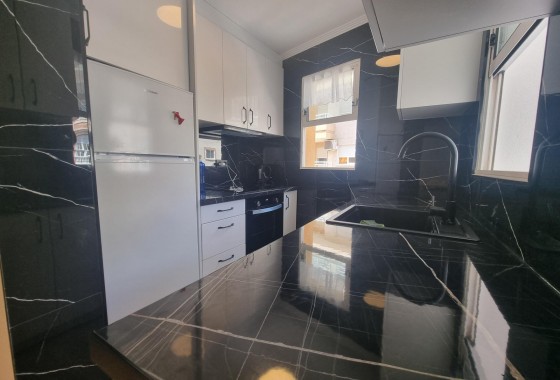 Reventa - Apartamento / piso - Torrevieja - Estacion de autobuses