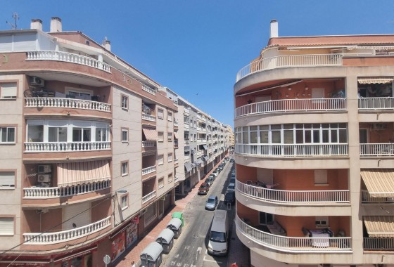Reventa - Apartamento / piso - Torrevieja - Estacion de autobuses