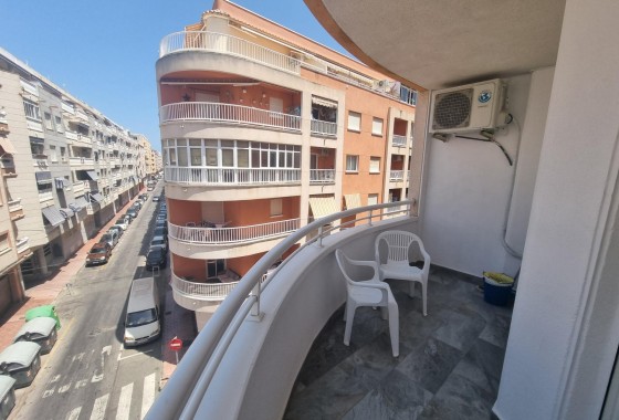 Reventa - Apartamento / piso - Torrevieja - Estacion de autobuses
