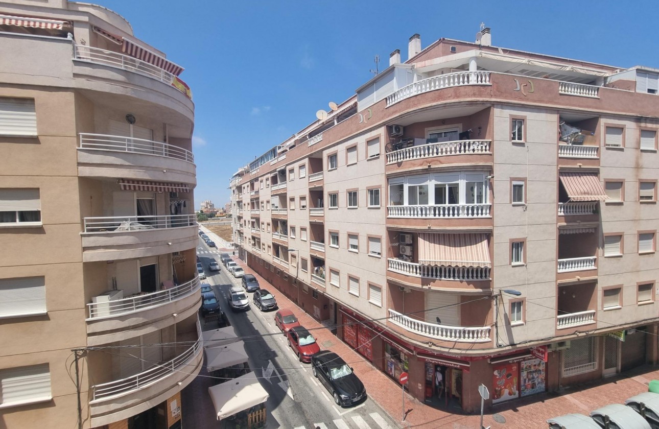 Reventa - Apartamento / piso - Torrevieja - Estacion de autobuses