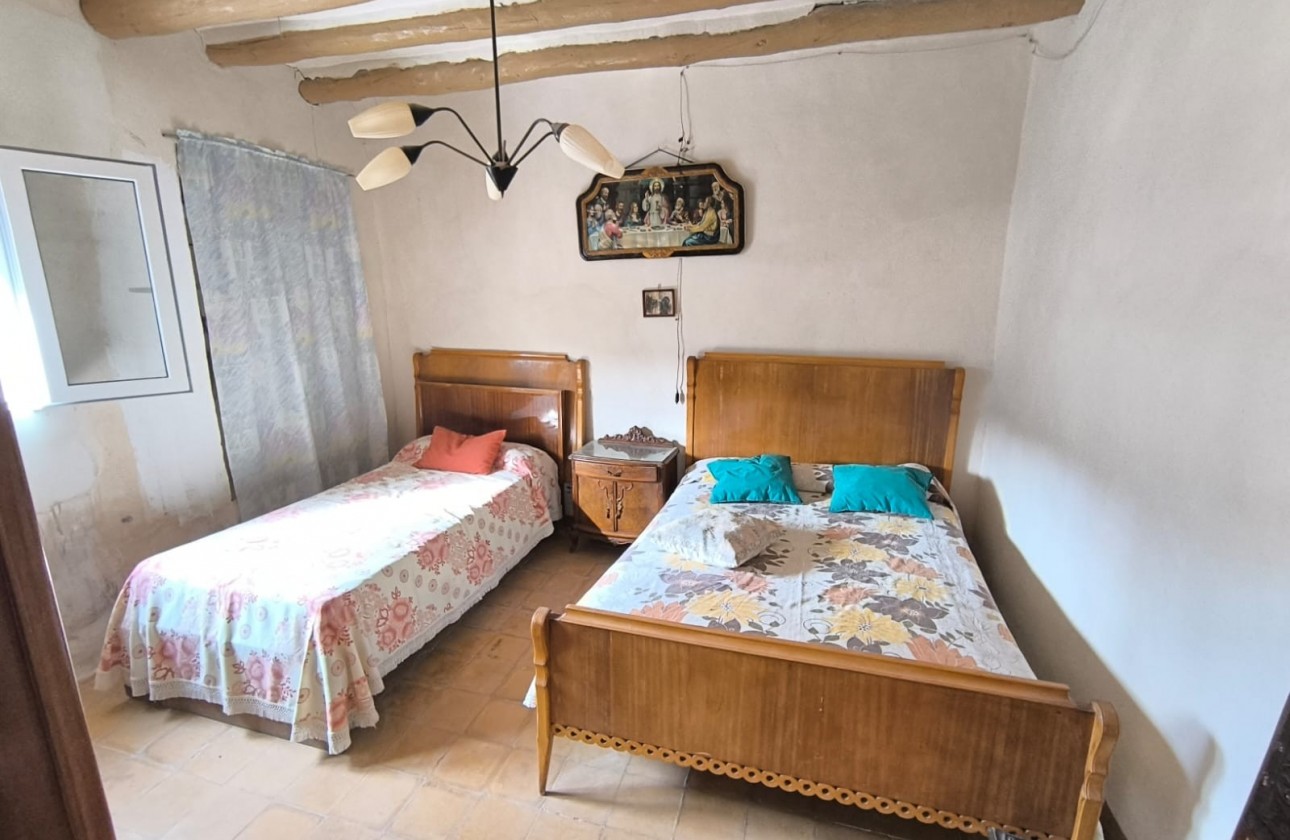 Reventa - Property - Yecla - Inland