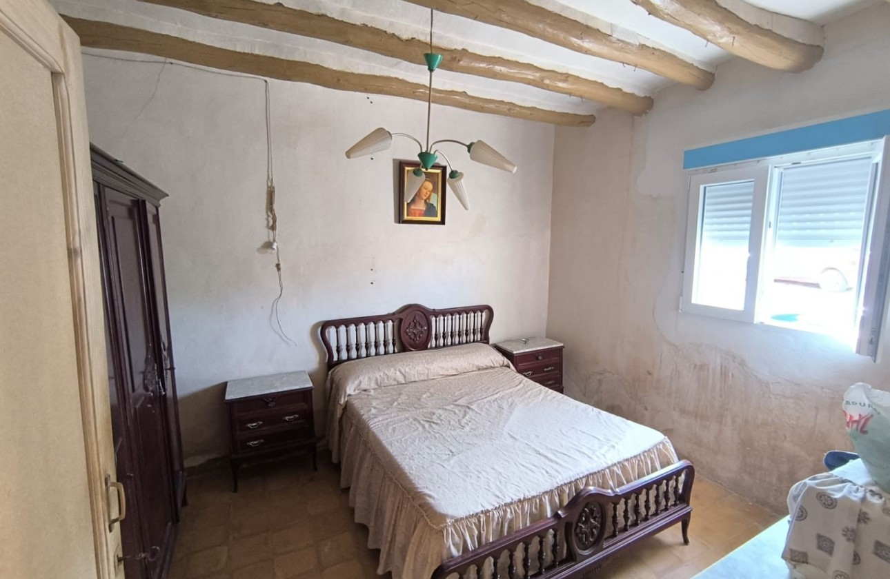 Reventa - Property - Yecla - Inland