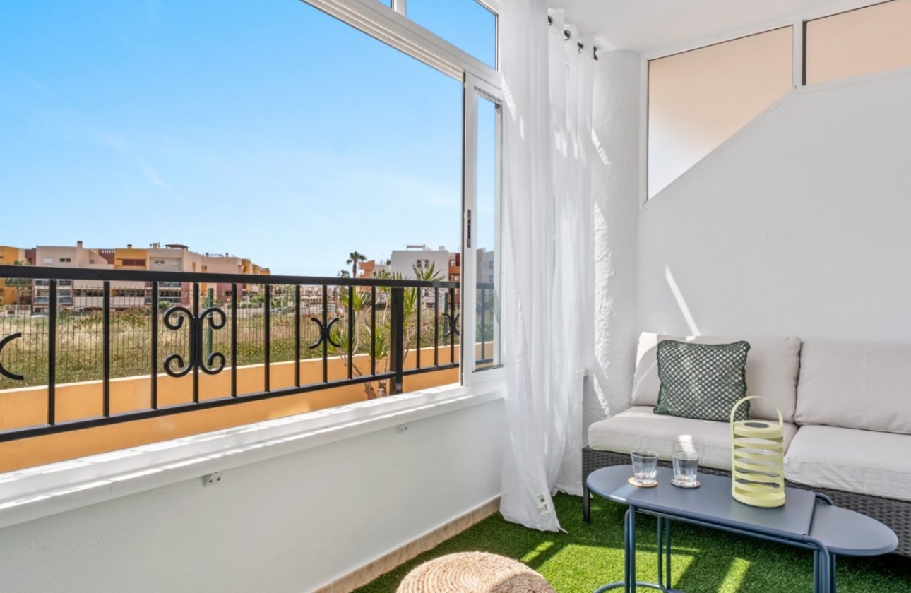 Resale - Apartment / flat - Orihuela Costa - Costa Blanca