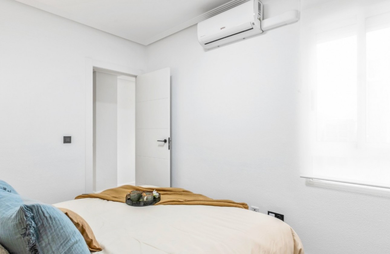 Resale - Apartment / flat - Orihuela Costa - Costa Blanca