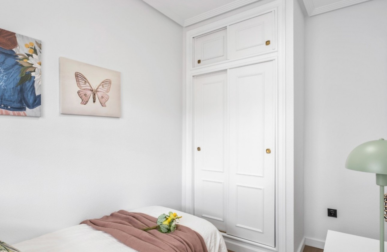 Resale - Apartment / flat - Orihuela Costa - Costa Blanca