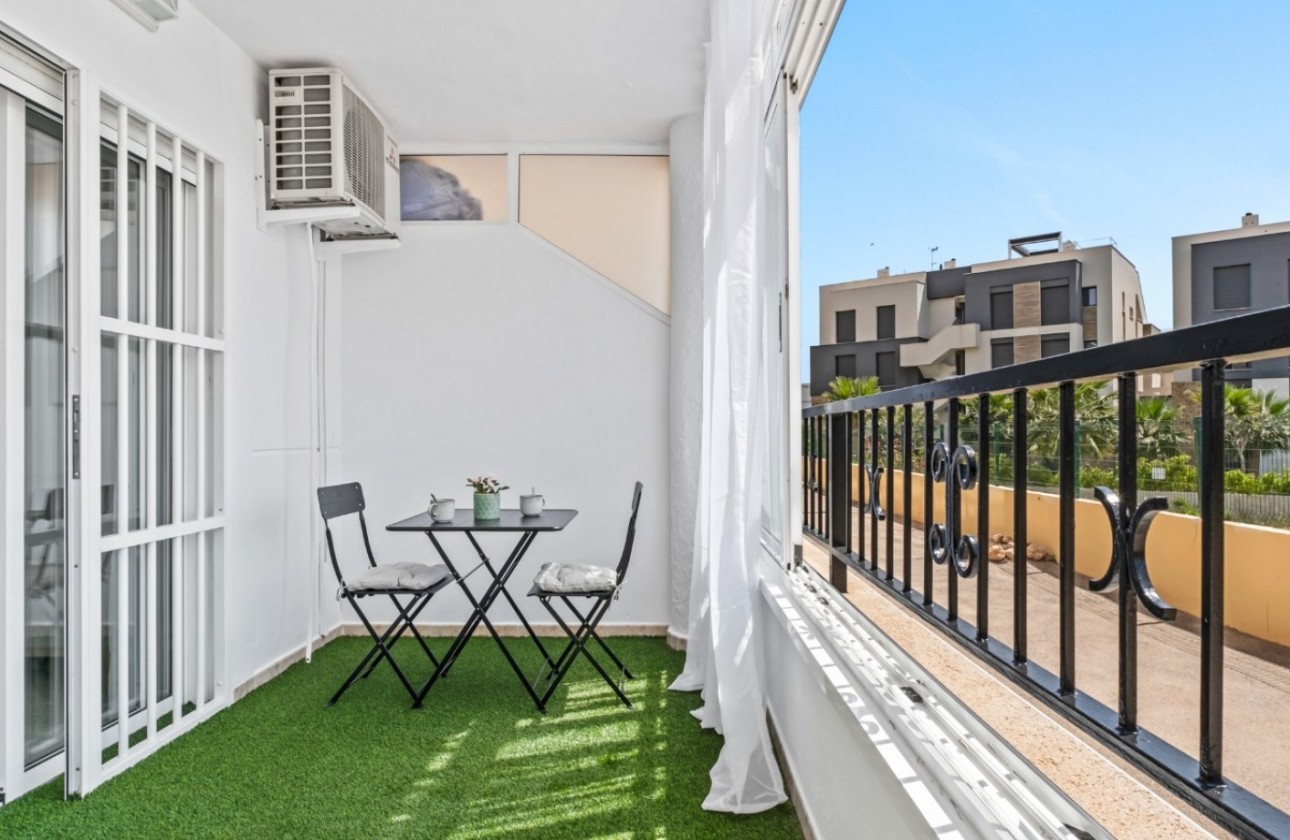 Resale - Apartment / flat - Orihuela Costa - Costa Blanca
