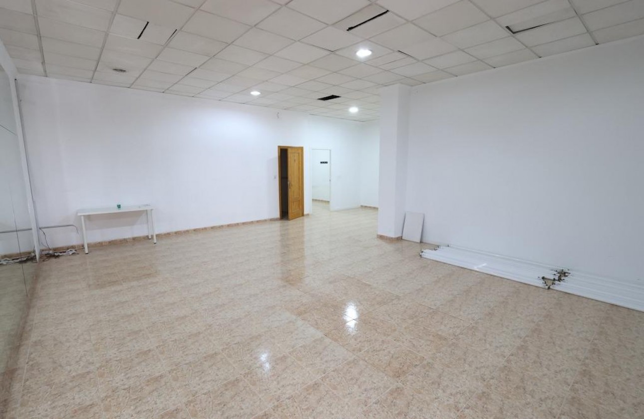 Resale - Commercial - Torrevieja - Costa Blanca