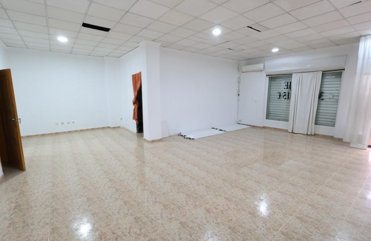 Resale - Commercial - Torrevieja - Costa Blanca