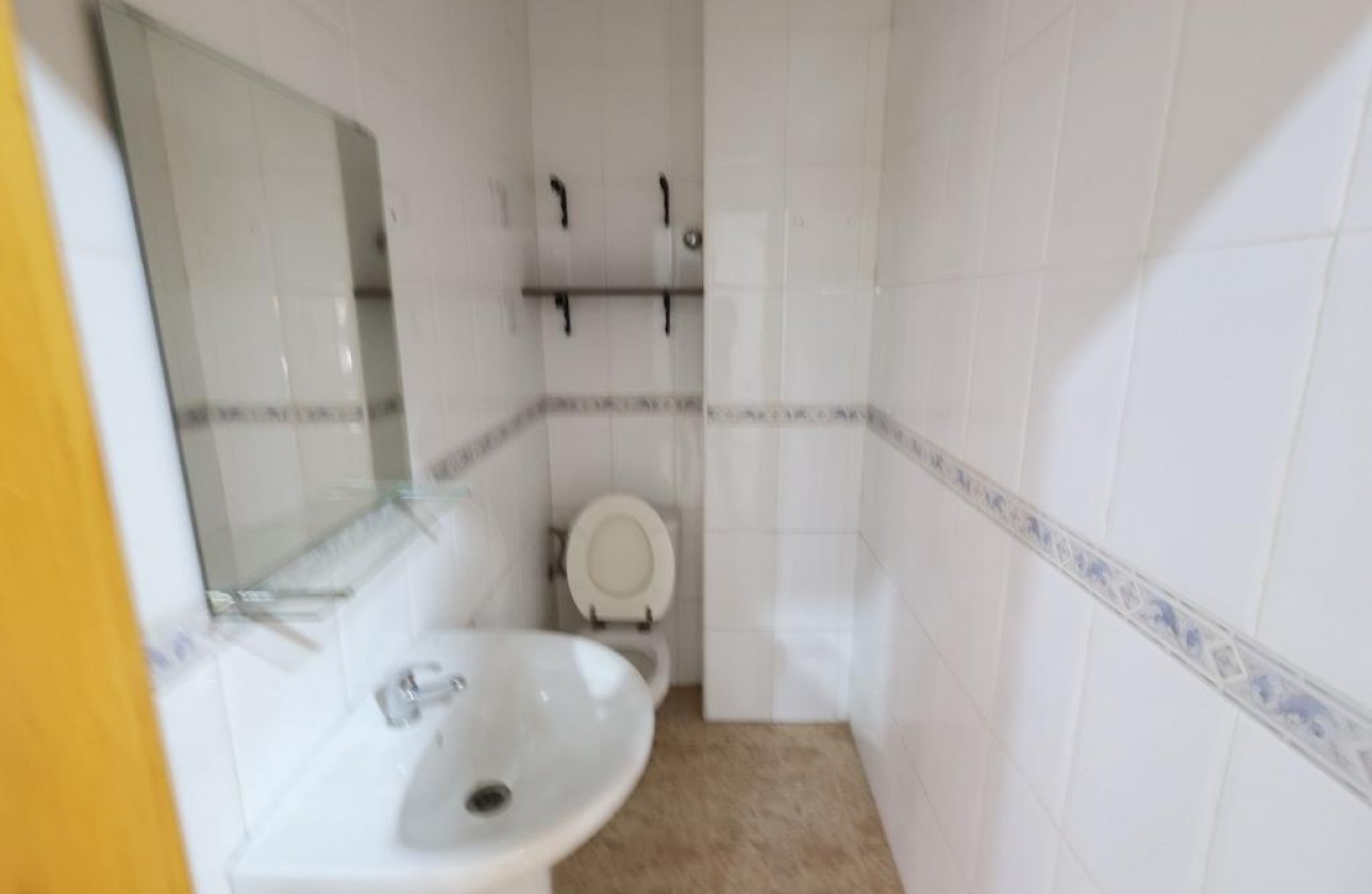 Resale - Commercial - Torrevieja - Costa Blanca