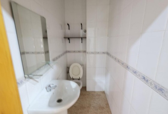 Resale - Commercial - Torrevieja - Costa Blanca