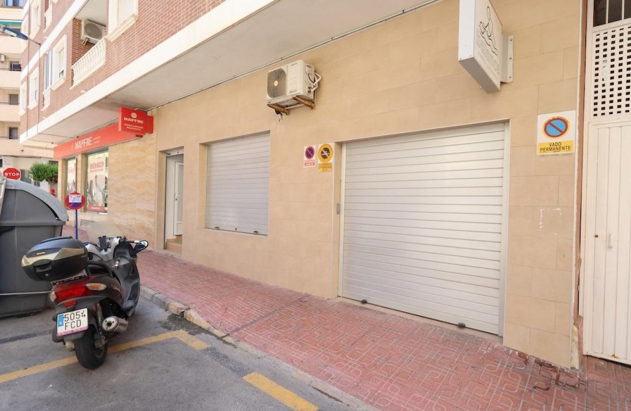 Resale - Commercial - Torrevieja - Costa Blanca