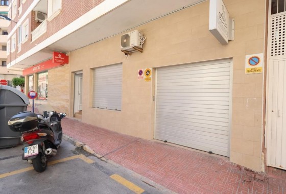 Resale - Commercial - Torrevieja - Costa Blanca