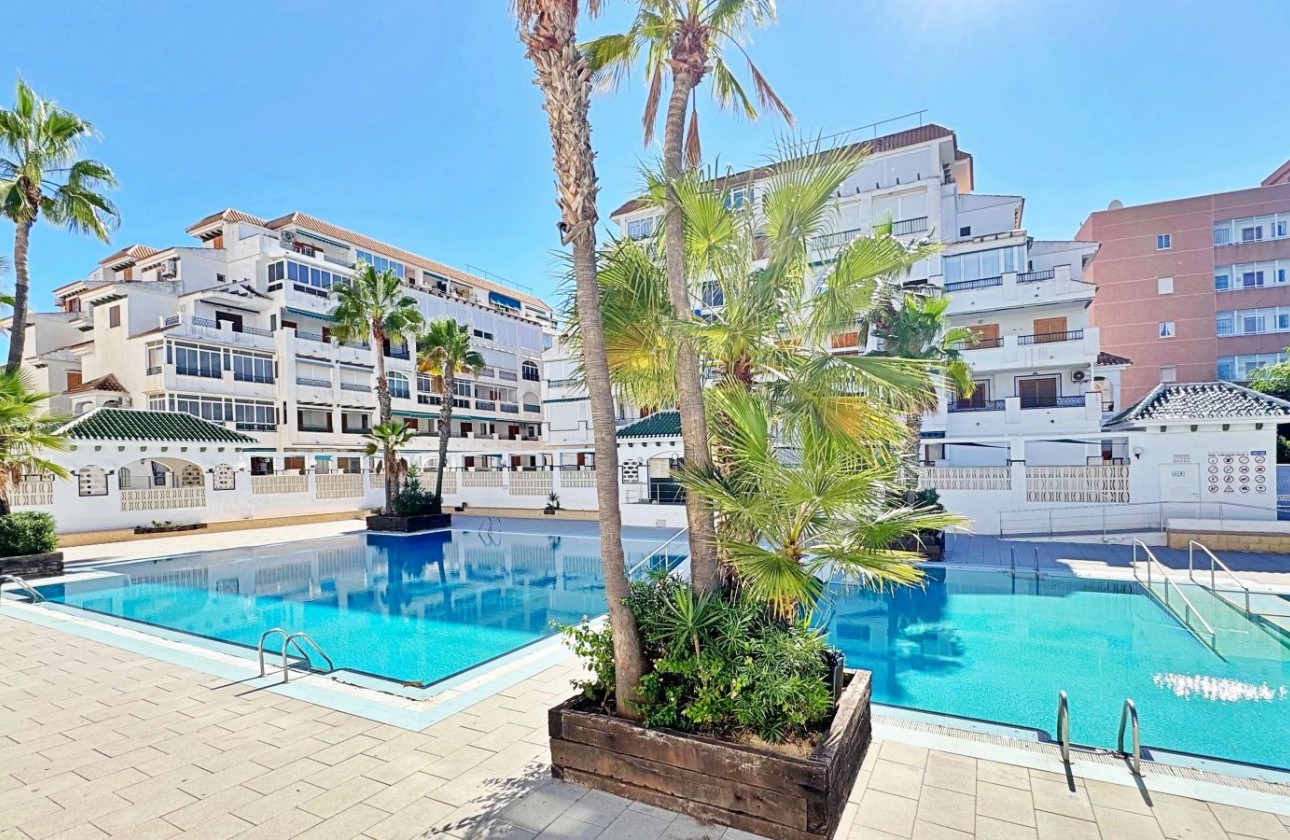 Resale - Apartment / flat - Torrevieja - Costa Blanca