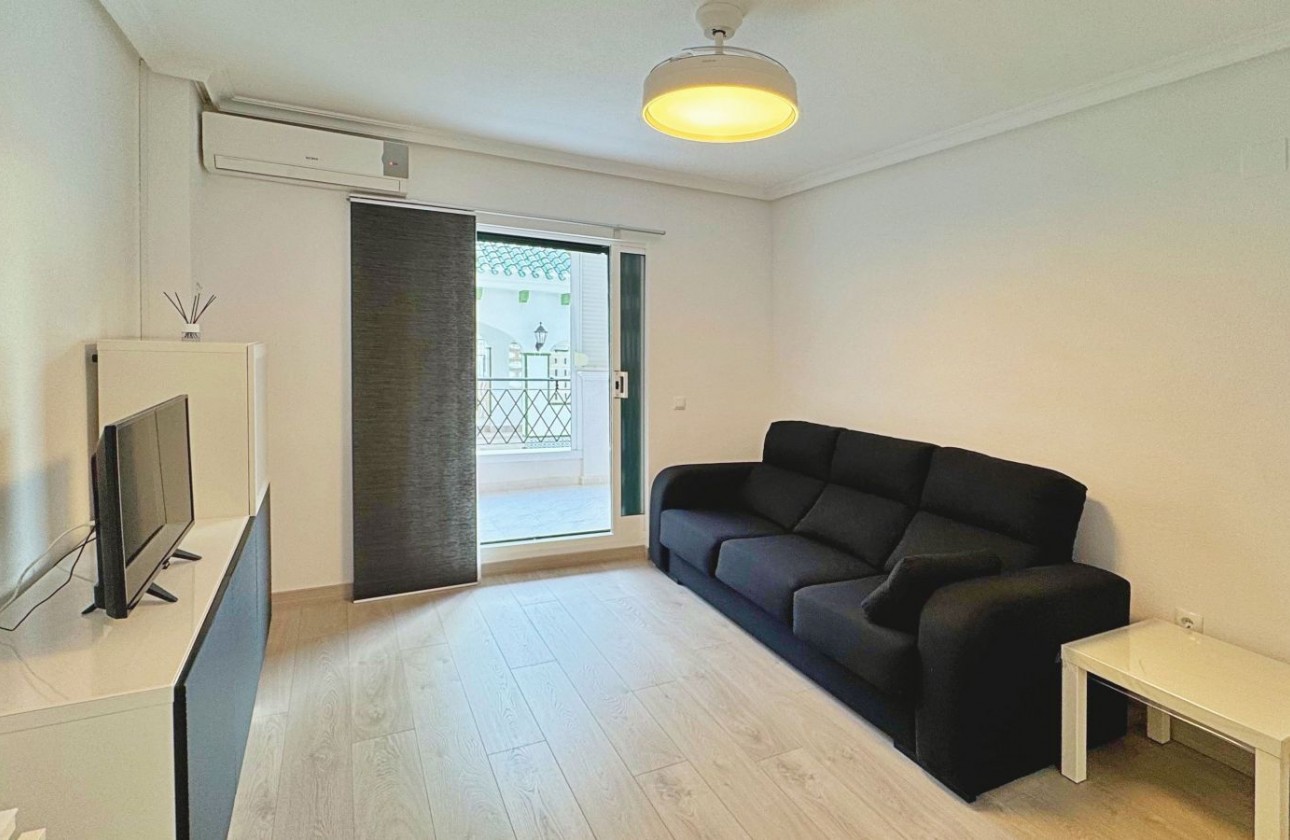 Resale - Apartment / flat - Torrevieja - Costa Blanca