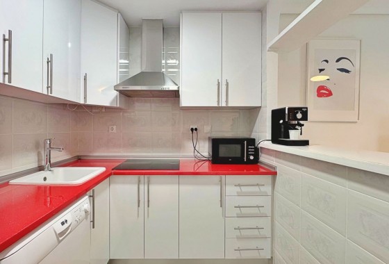 Resale - Apartment / flat - Torrevieja - Costa Blanca