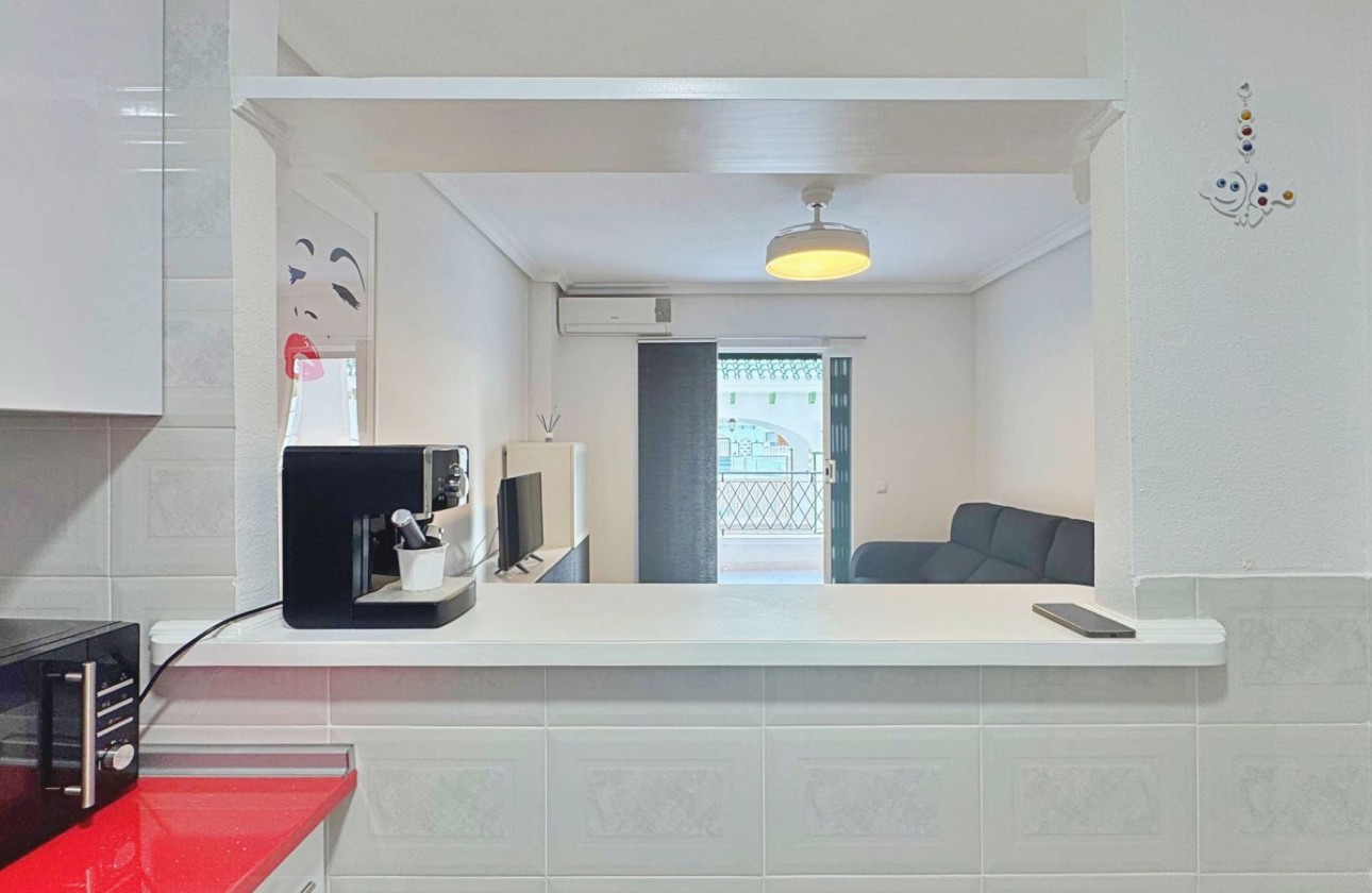 Resale - Apartment / flat - Torrevieja - Costa Blanca