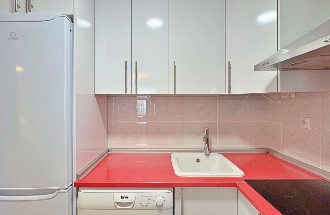 Resale - Apartment / flat - Torrevieja - Costa Blanca