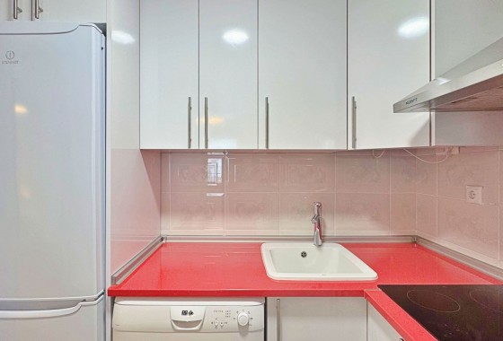 Resale - Apartment / flat - Torrevieja - Costa Blanca