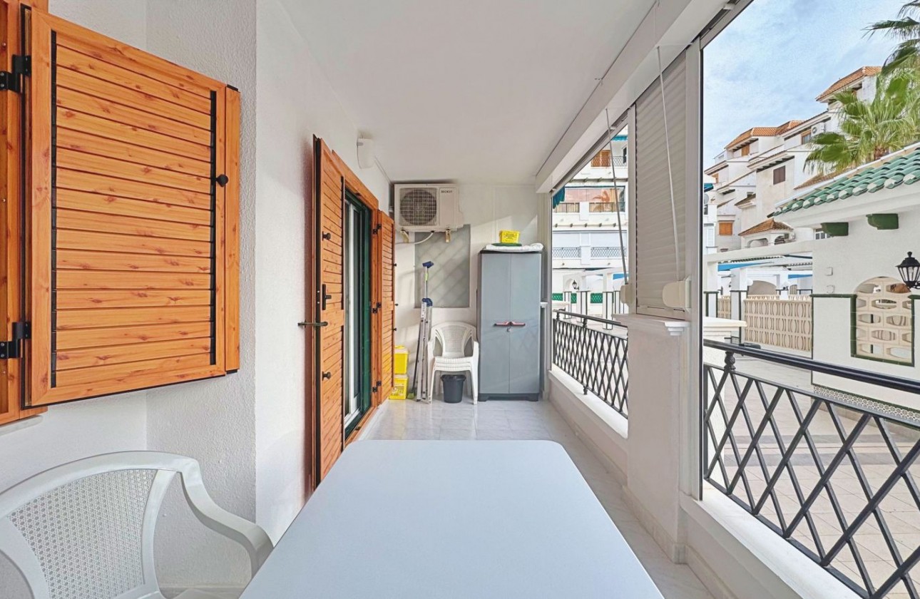 Resale - Apartment / flat - Torrevieja - Costa Blanca