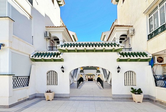 Resale - Apartment / flat - Torrevieja - Costa Blanca