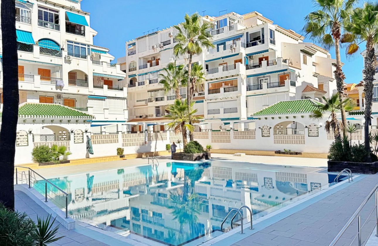 Resale - Apartment / flat - Torrevieja - Costa Blanca