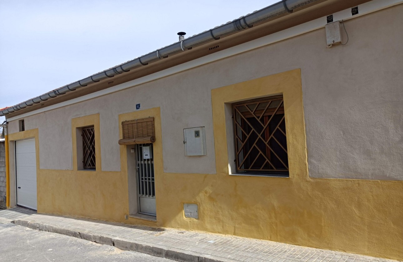 Resale - Villa - Pinoso - Inland